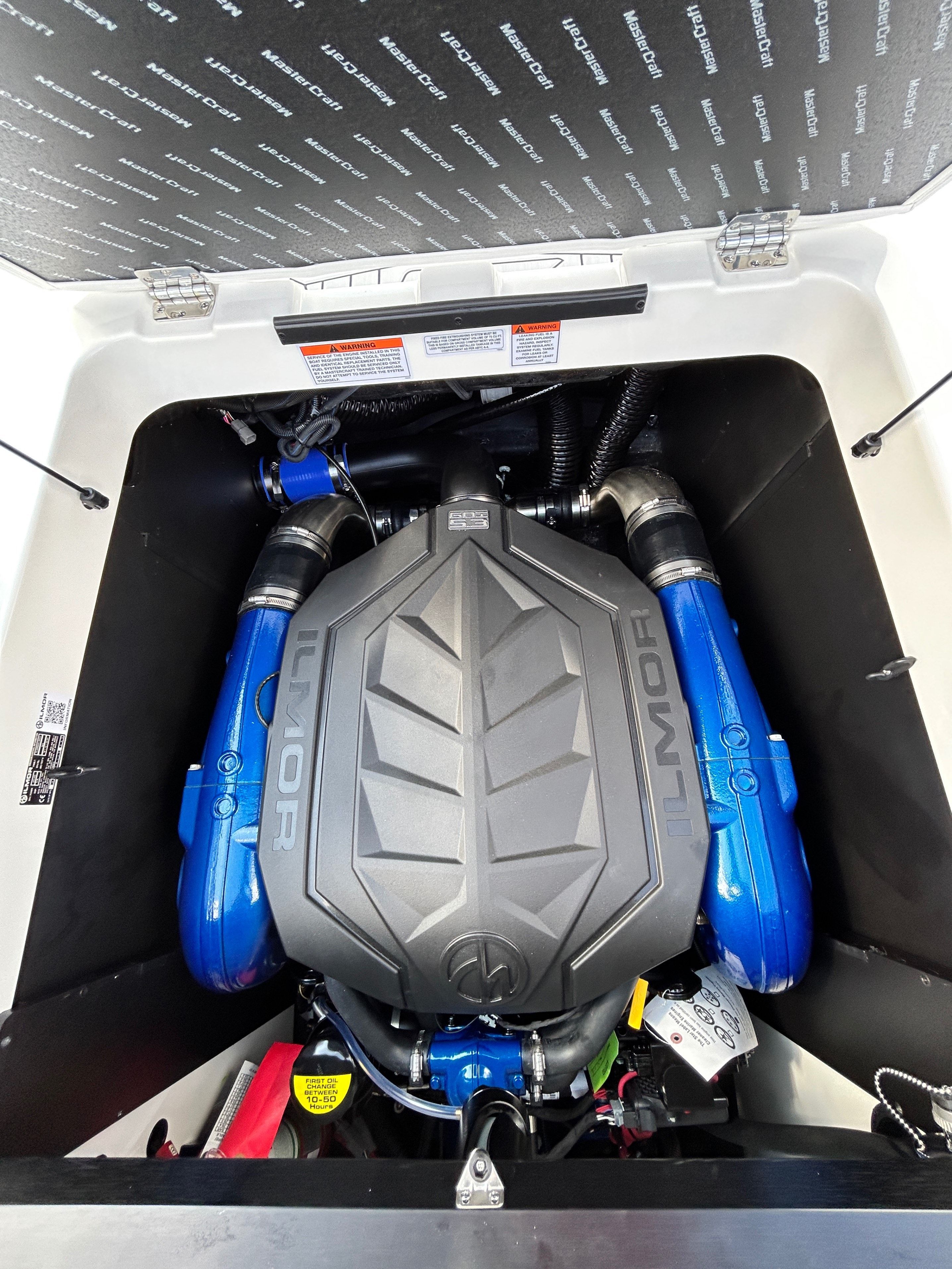 2026 MasterCraft XT23 - 35