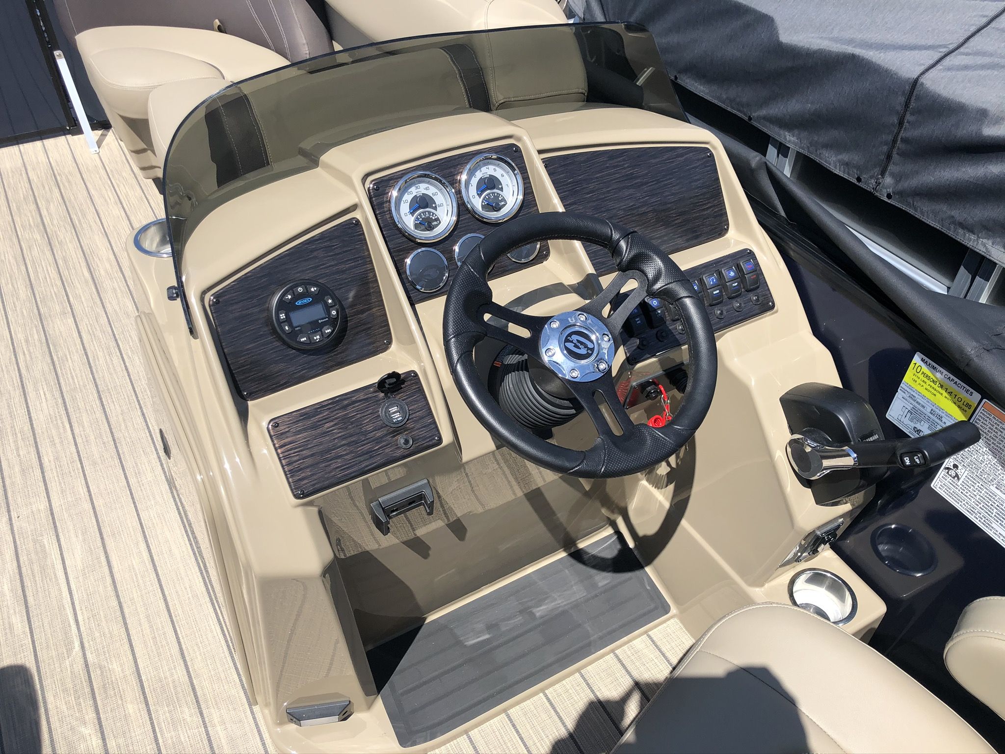 2026 Sylvan Mirage 8520 Cruise - 28