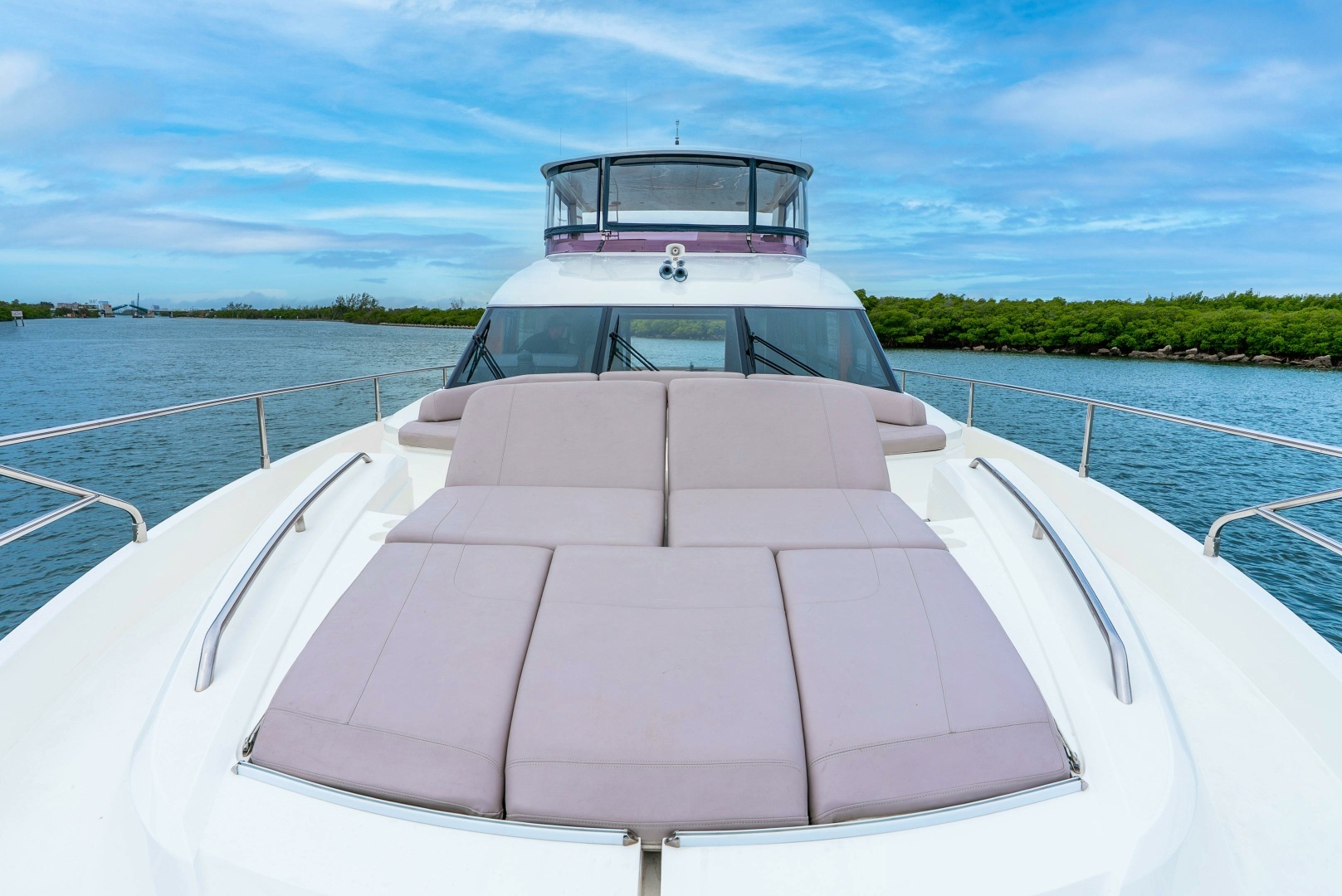 2018 Princess Yachts — - Image 11