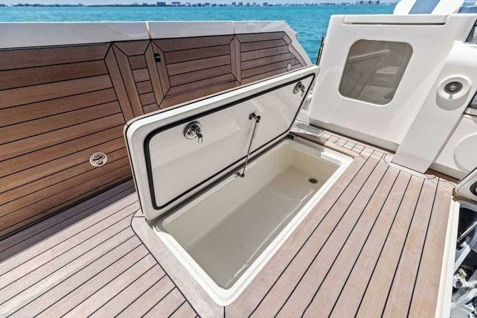 2027 Scout 670 LXS - Image 32