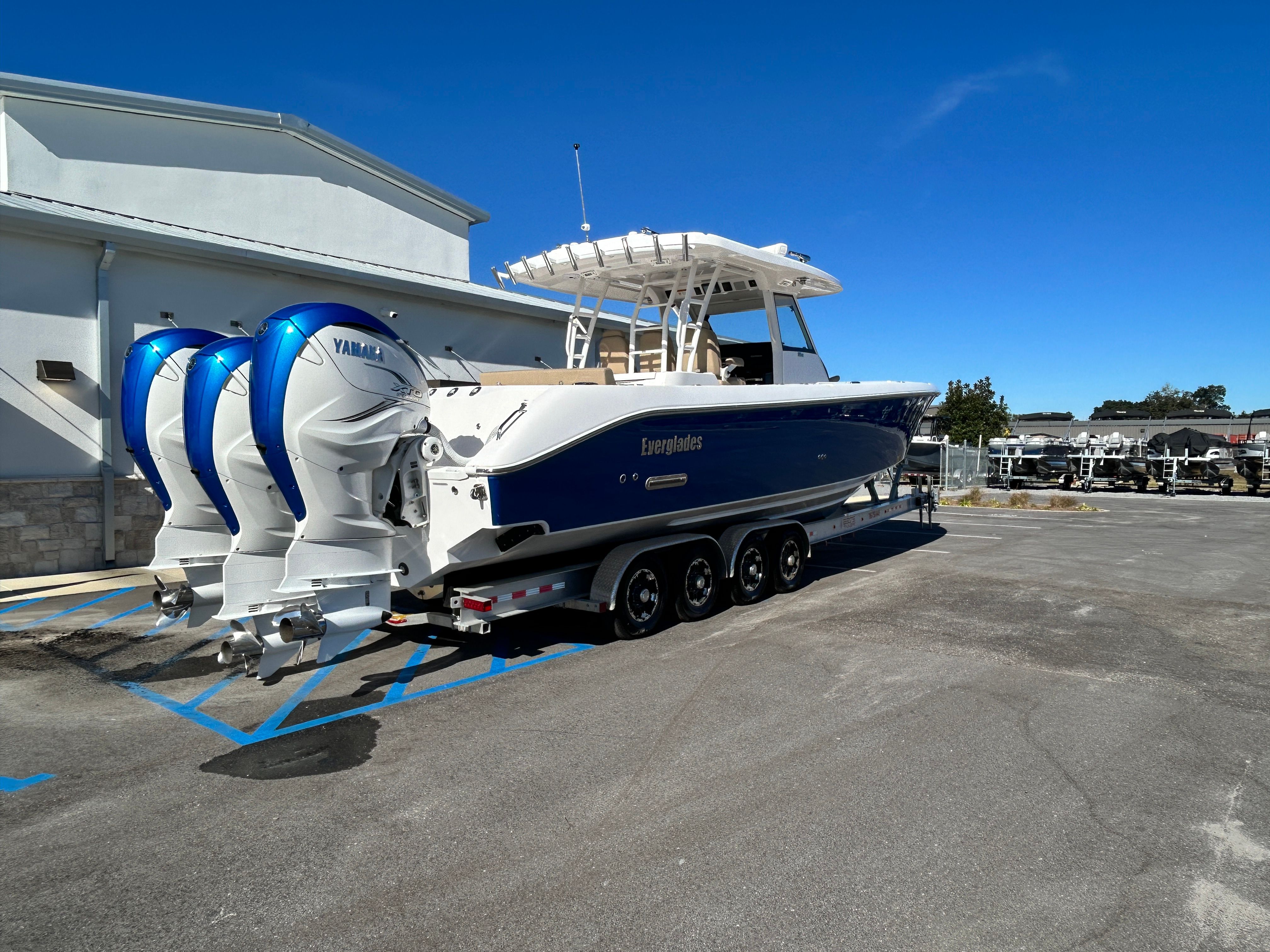 2020 Everglades 395 Center Console - 3