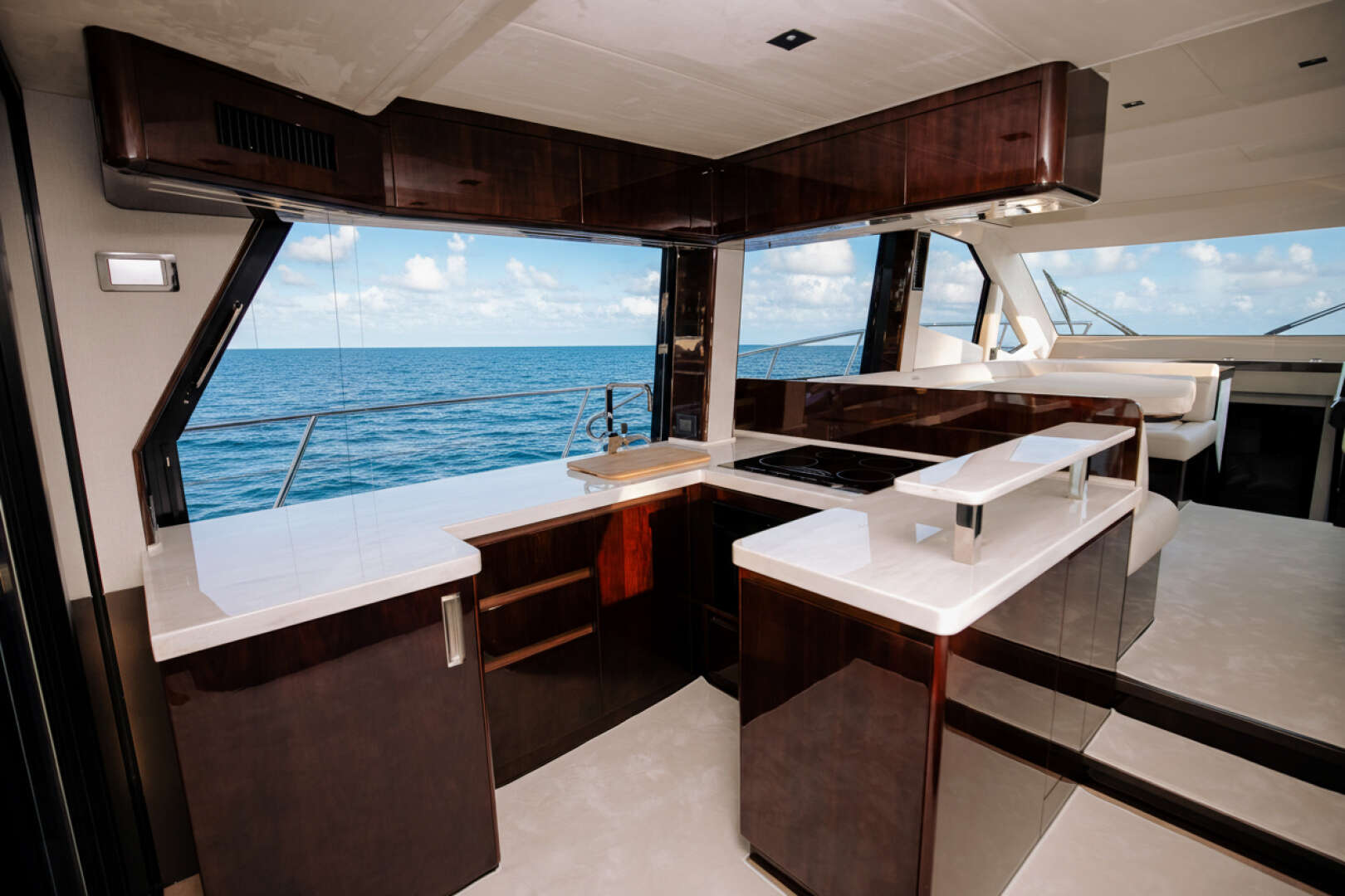 2026 Galeon 500 FLY - Image 34