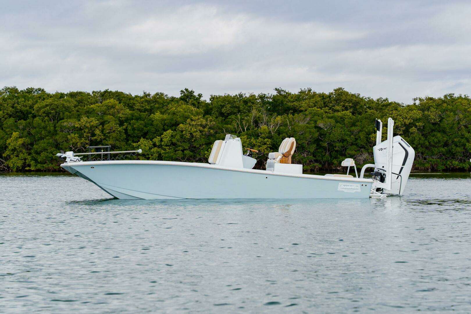 2026 Broadwater Boatworks 25 Bay Cat - Image 5