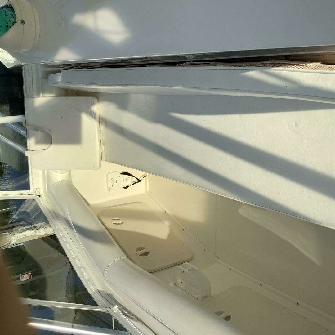 2006 Cabo 35 Flybridge Sportfish - Image 12