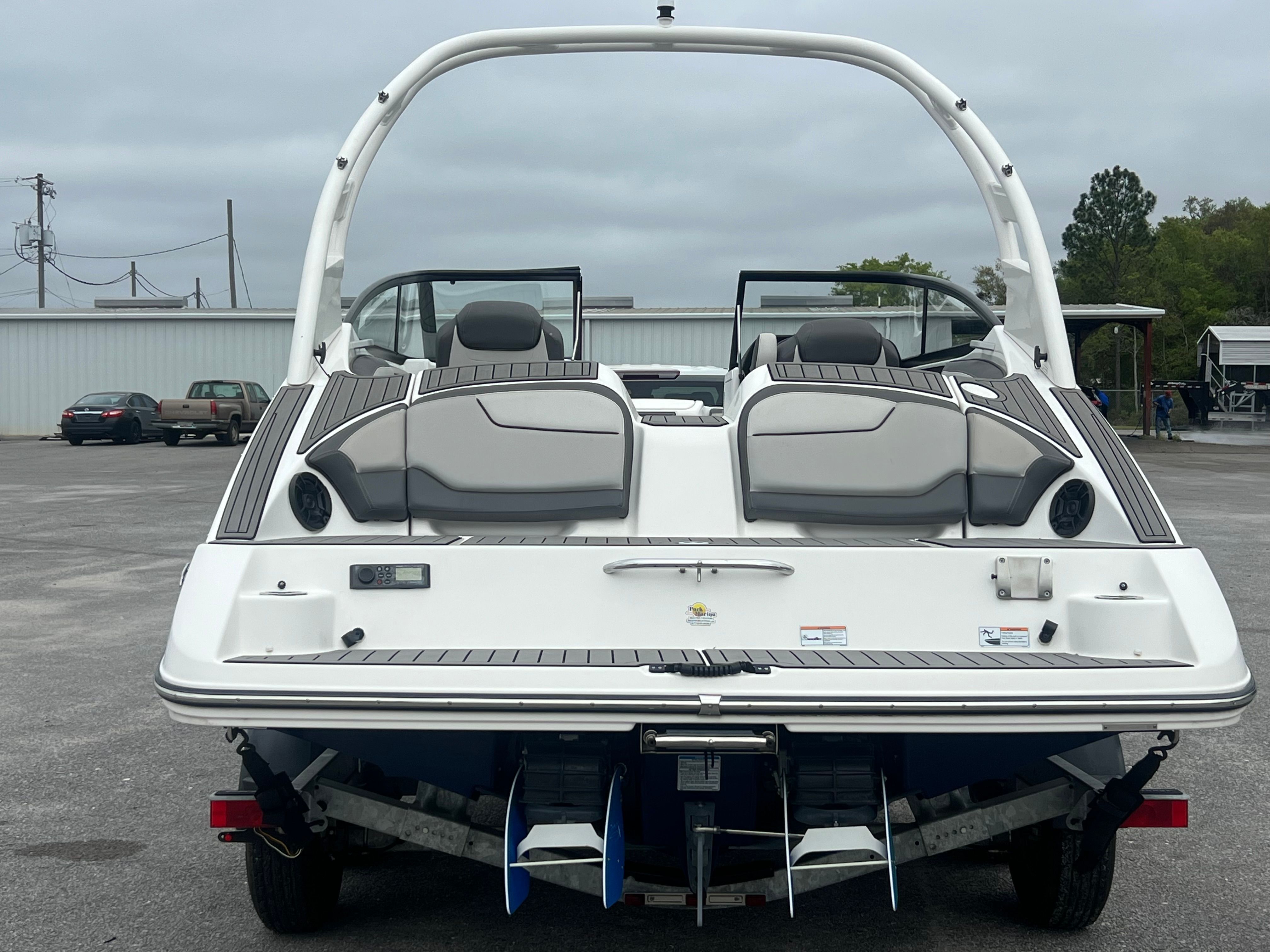 2019 Yamaha Boats 212 Limited S - 10