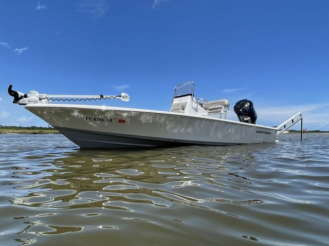 2021 Sportsman Tournament 214 Bay Boat