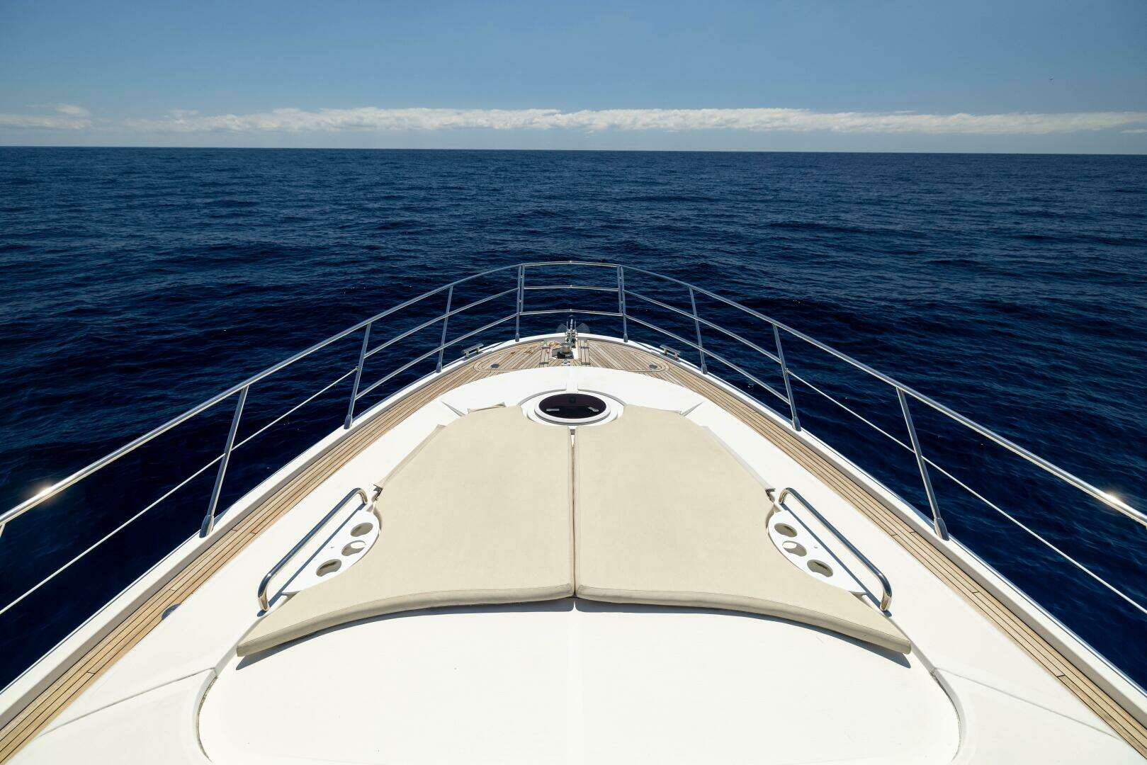 2015 Azimut 64 Flybridge - Image 40