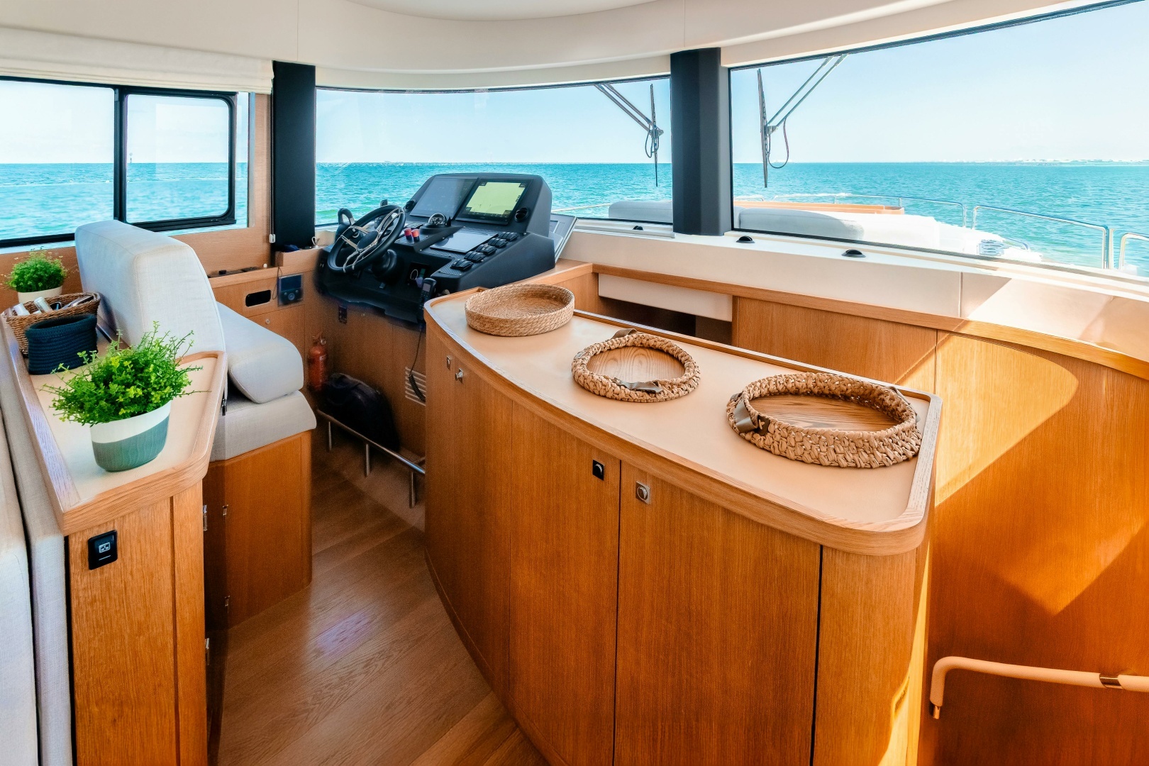 2023 Sirena Yachts — - Image 21