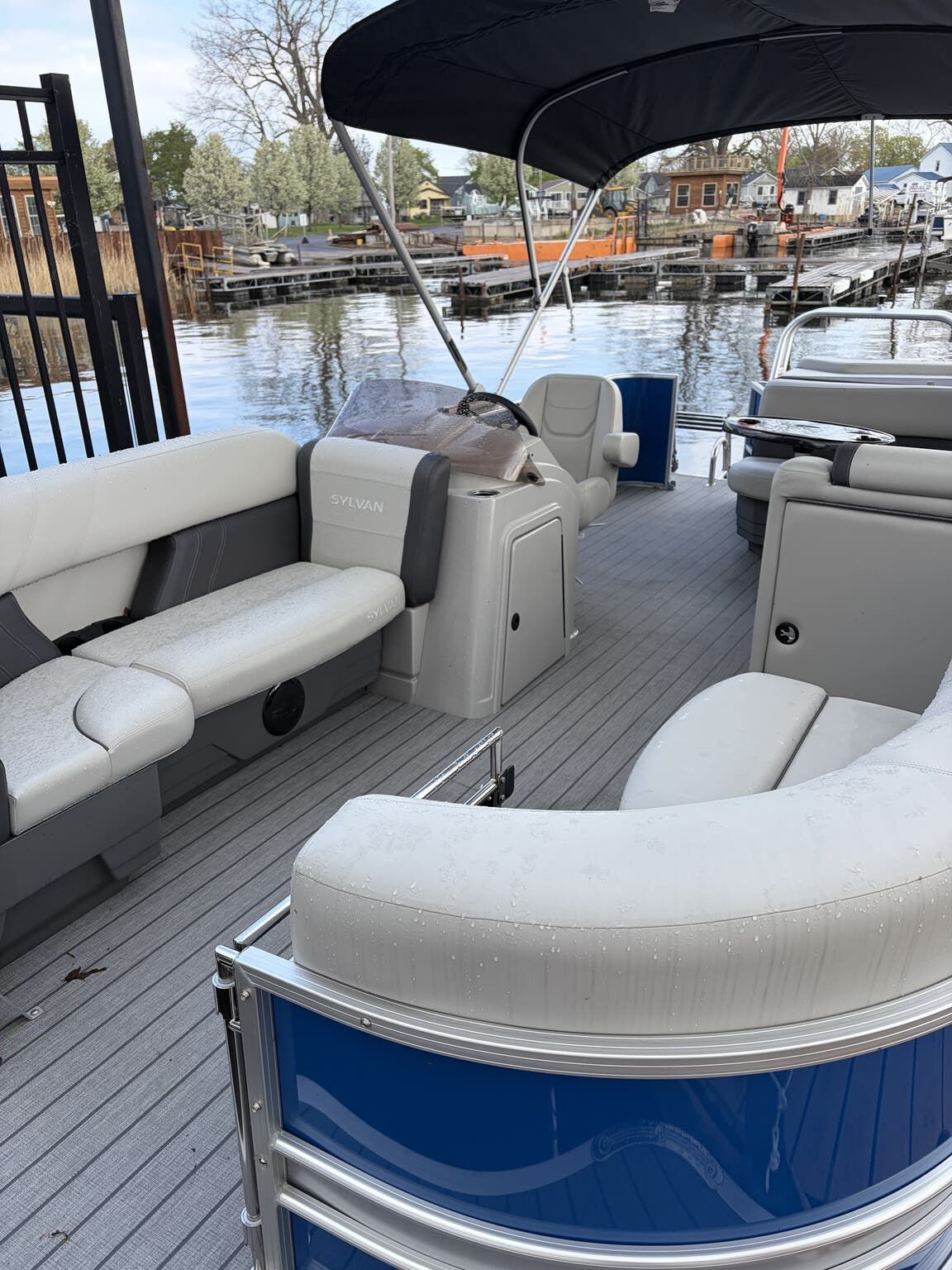 2026 Sylvan Mirage Cruise 8520 - 2
