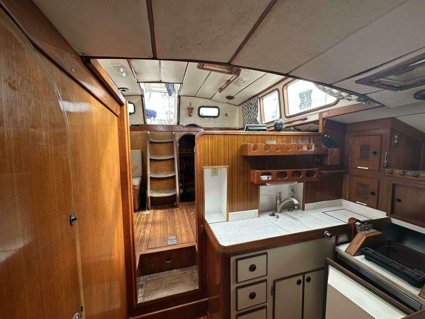 1986 Oceanic — - Image 171