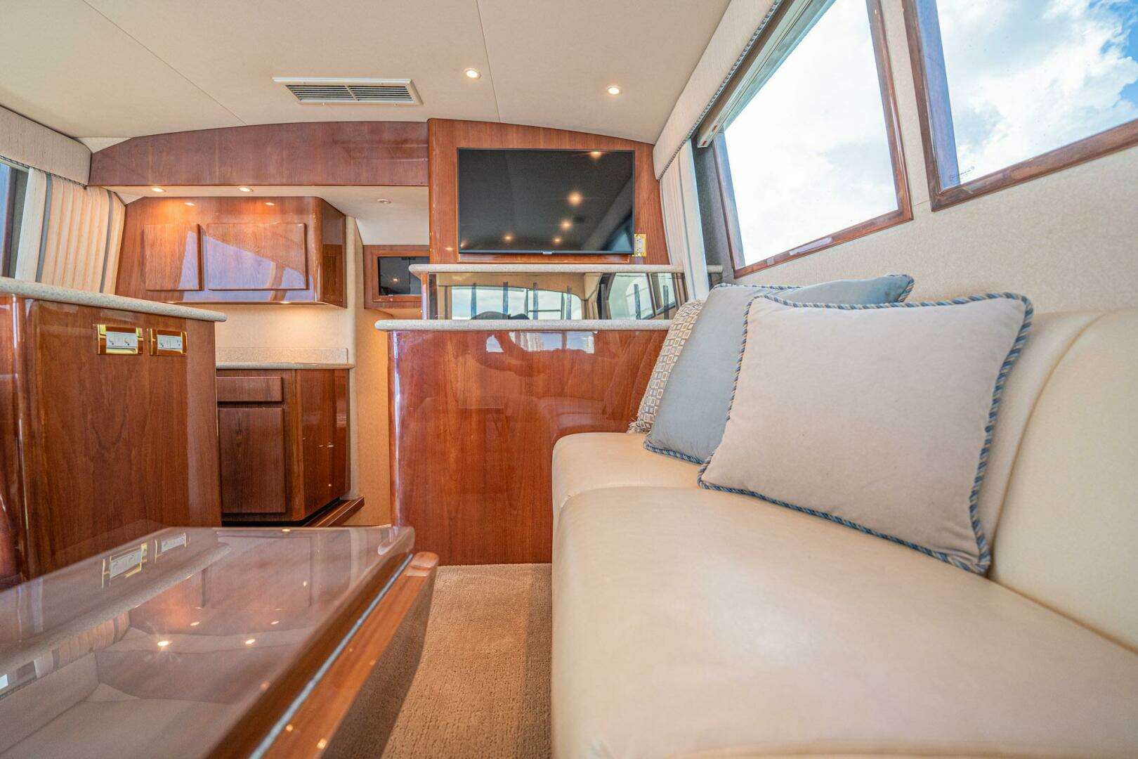 2007 Egg Harbor 43 Sport Fisherman - Image 16