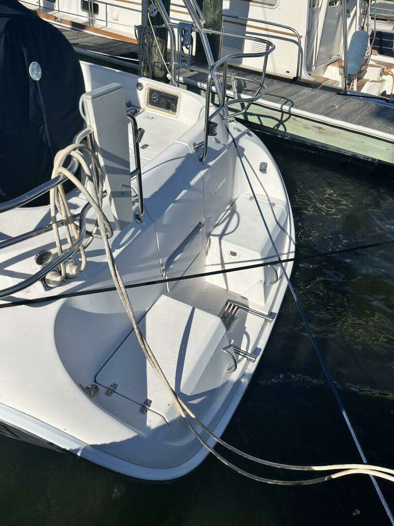 2003 Hunter 356 - Image 7