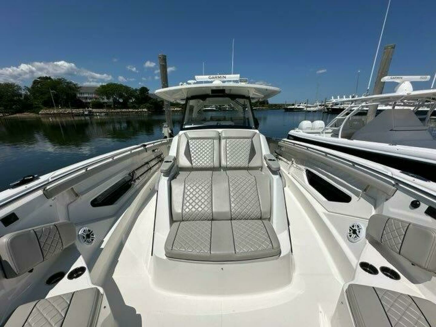 2021 Pursuit 428 Sport - Image 33