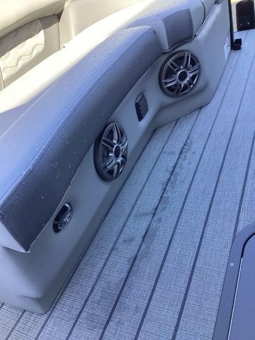 2026 SunCatcher Fusion 324SS - 32