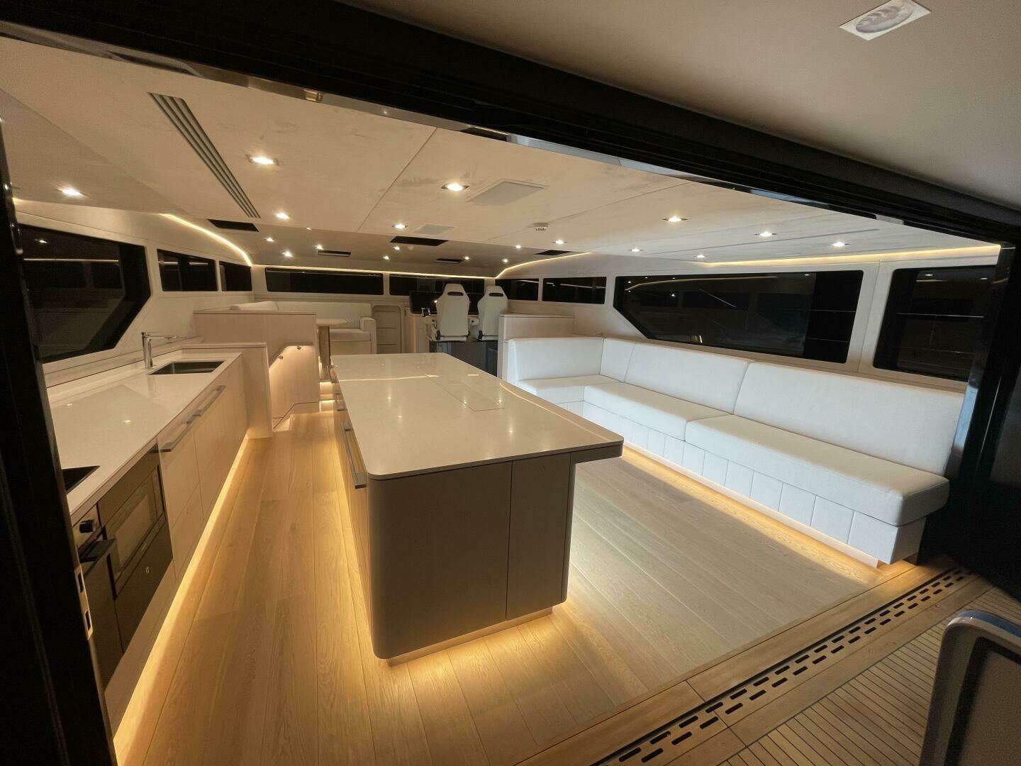 2027 McConaghy Boats MC63p Offshore - Image 15