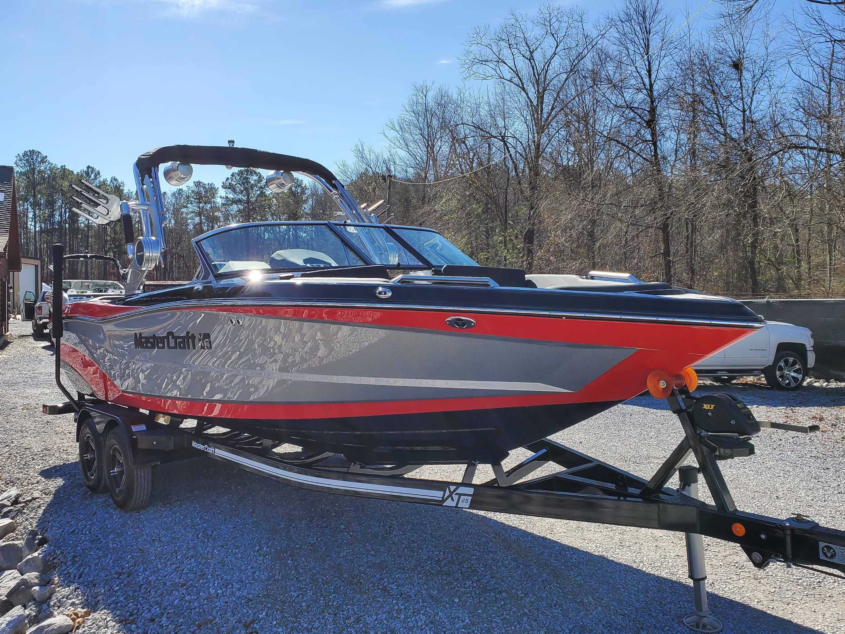 2021 MasterCraft XT25 - 5