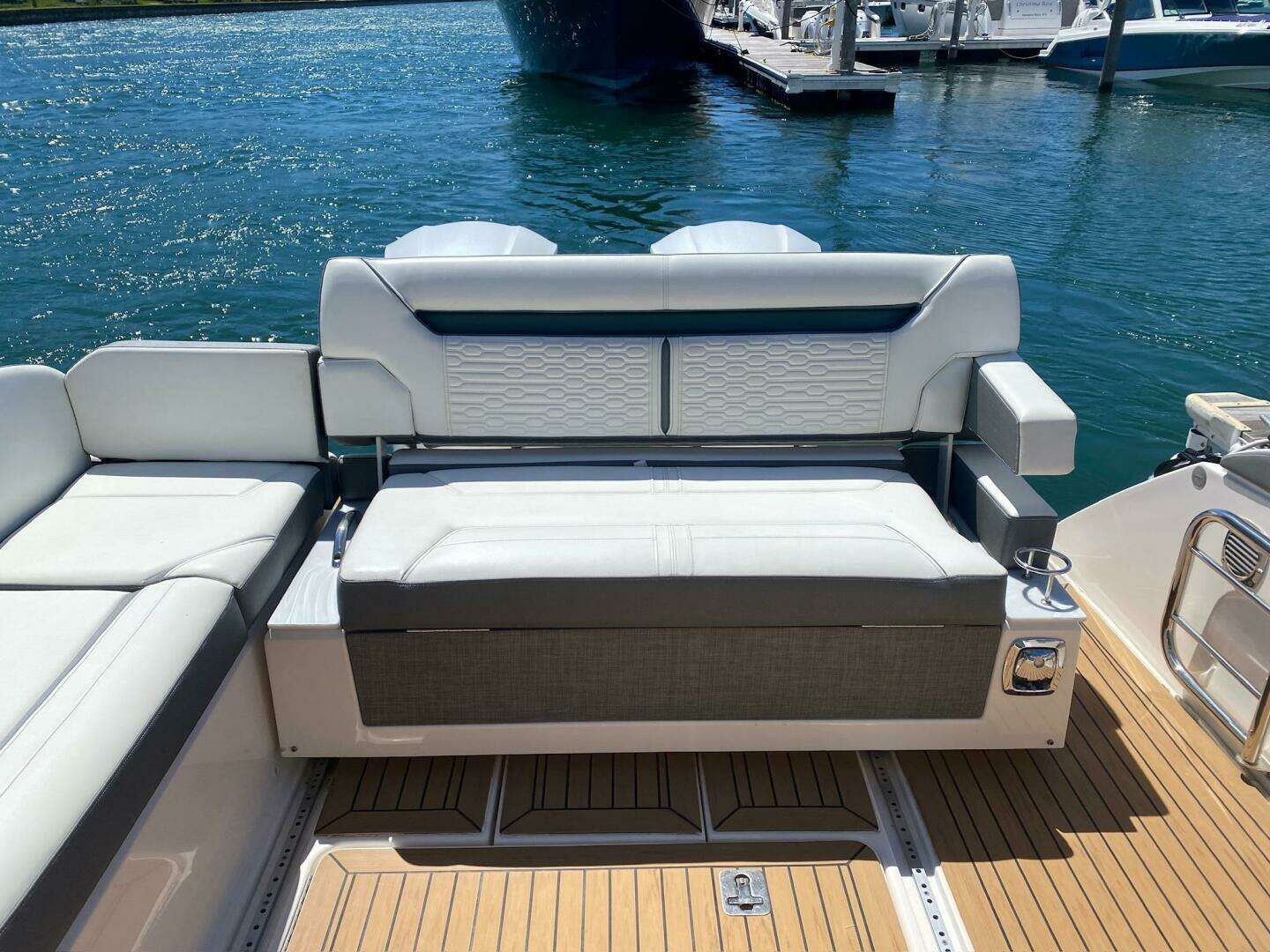 2019 Tiara Yachts 34LX - Image 21