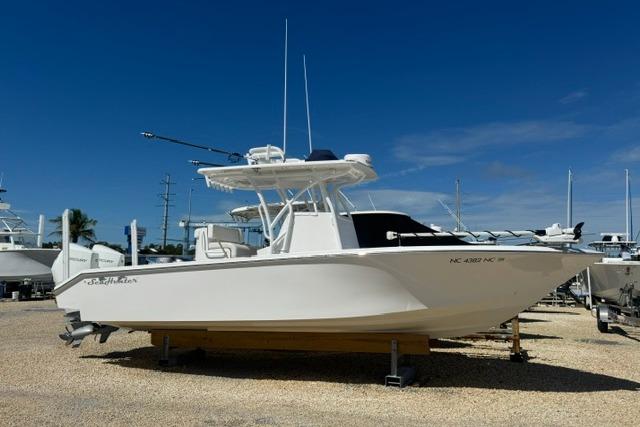 2022 SeaHunter 28 Floridian