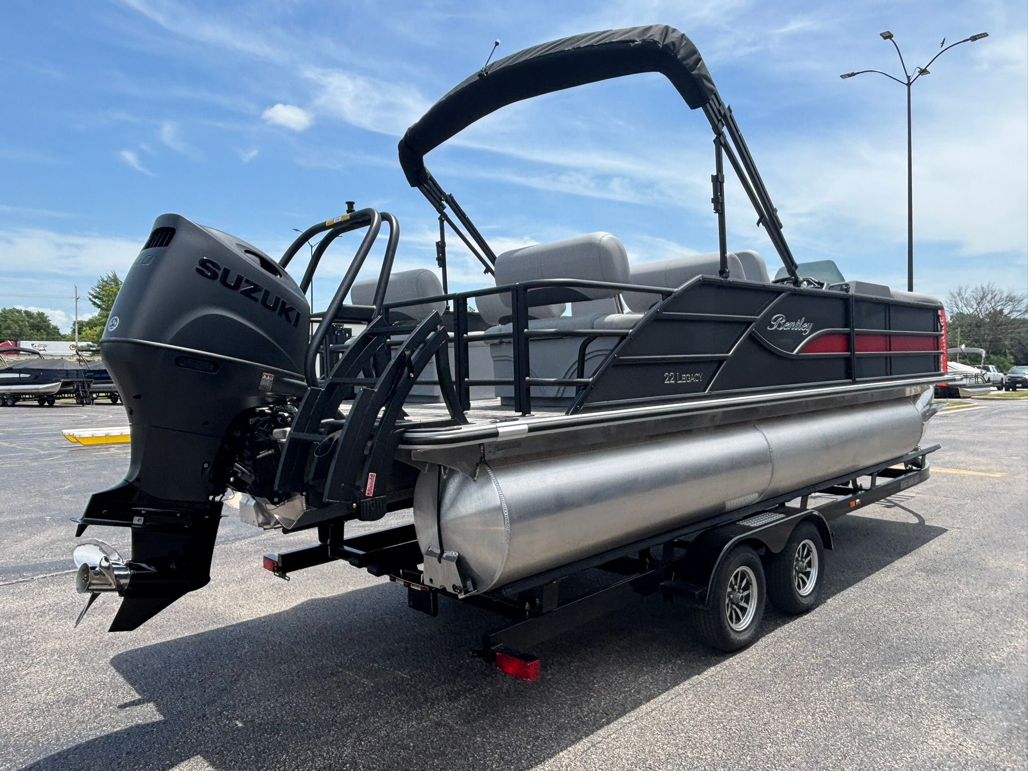 2027 Bentley Pontoons 223 LEGACY QSB - 27