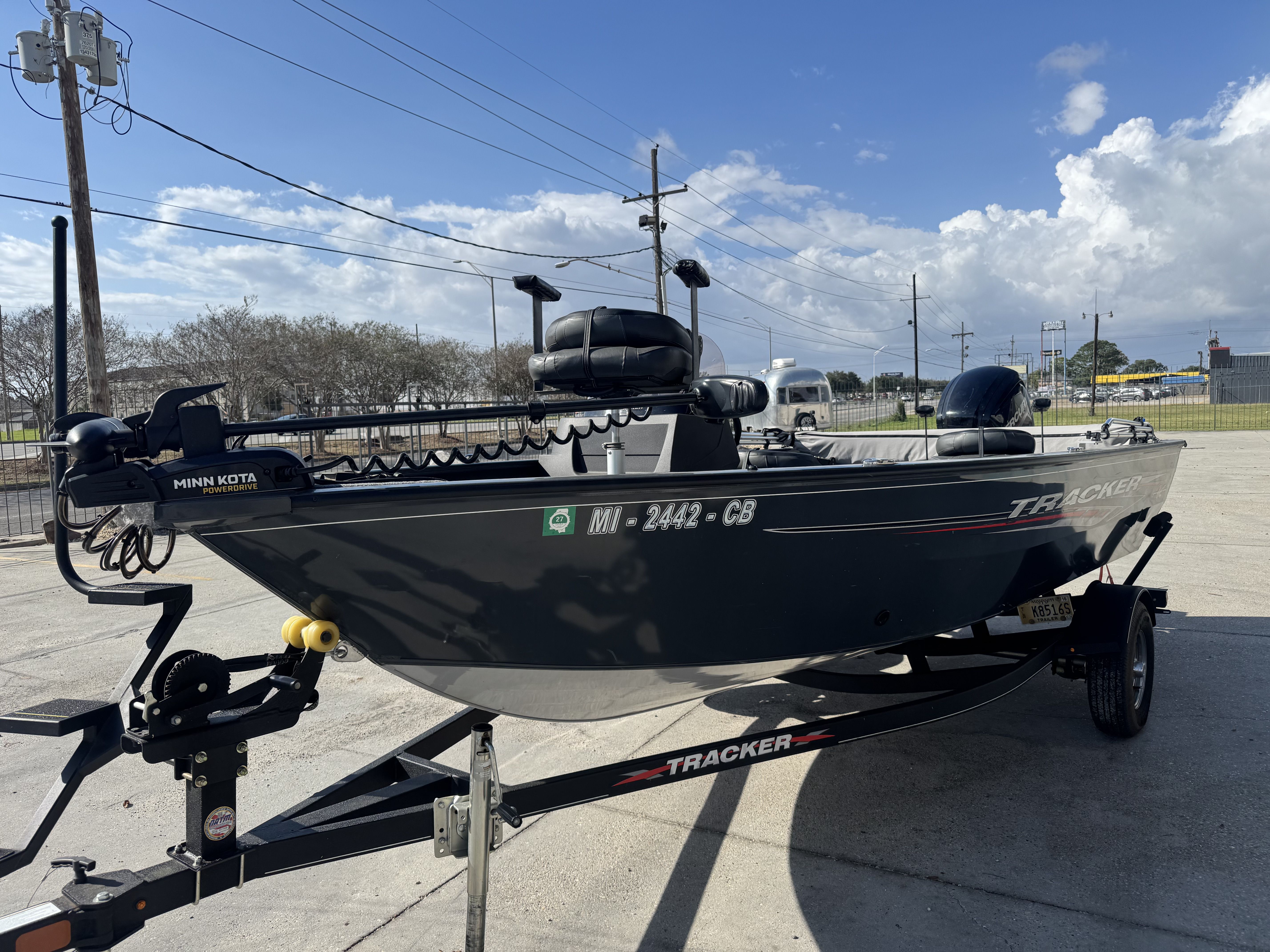2021 Tracker Pro Guide V-16 SC - 3