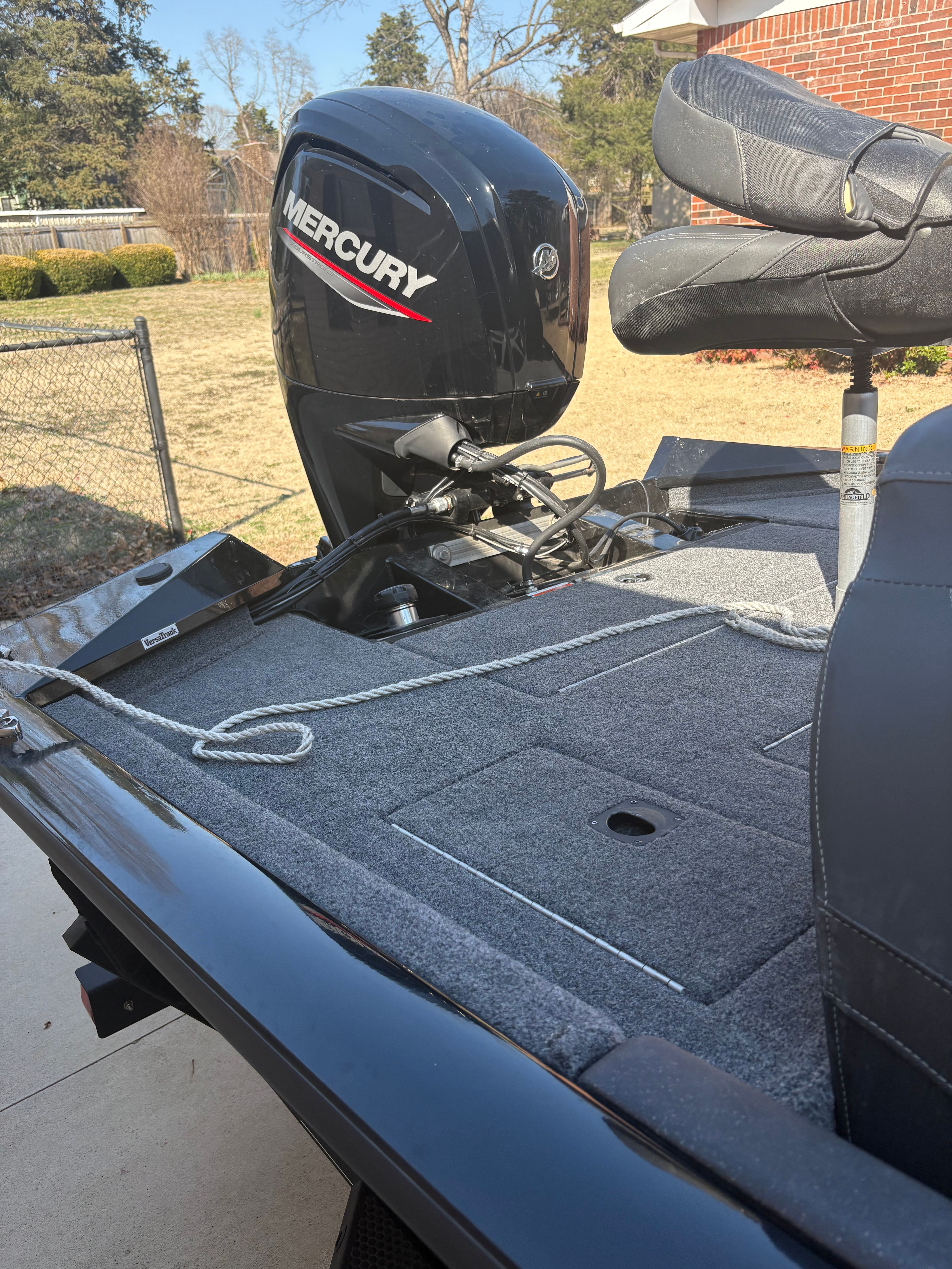 2023 Bass Tracker pro team 175TE