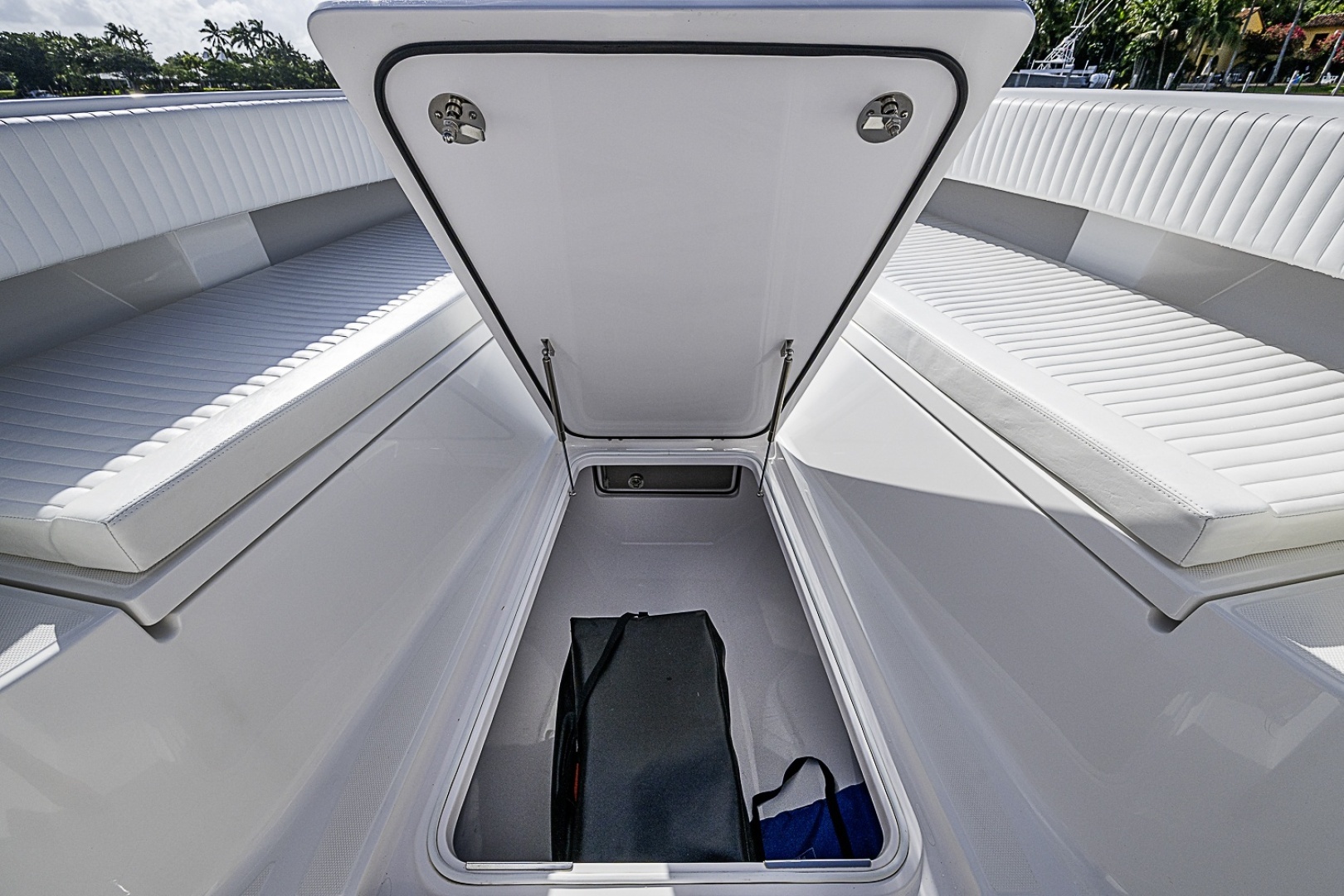 2022 Bahama 41 Open CC - Image 7