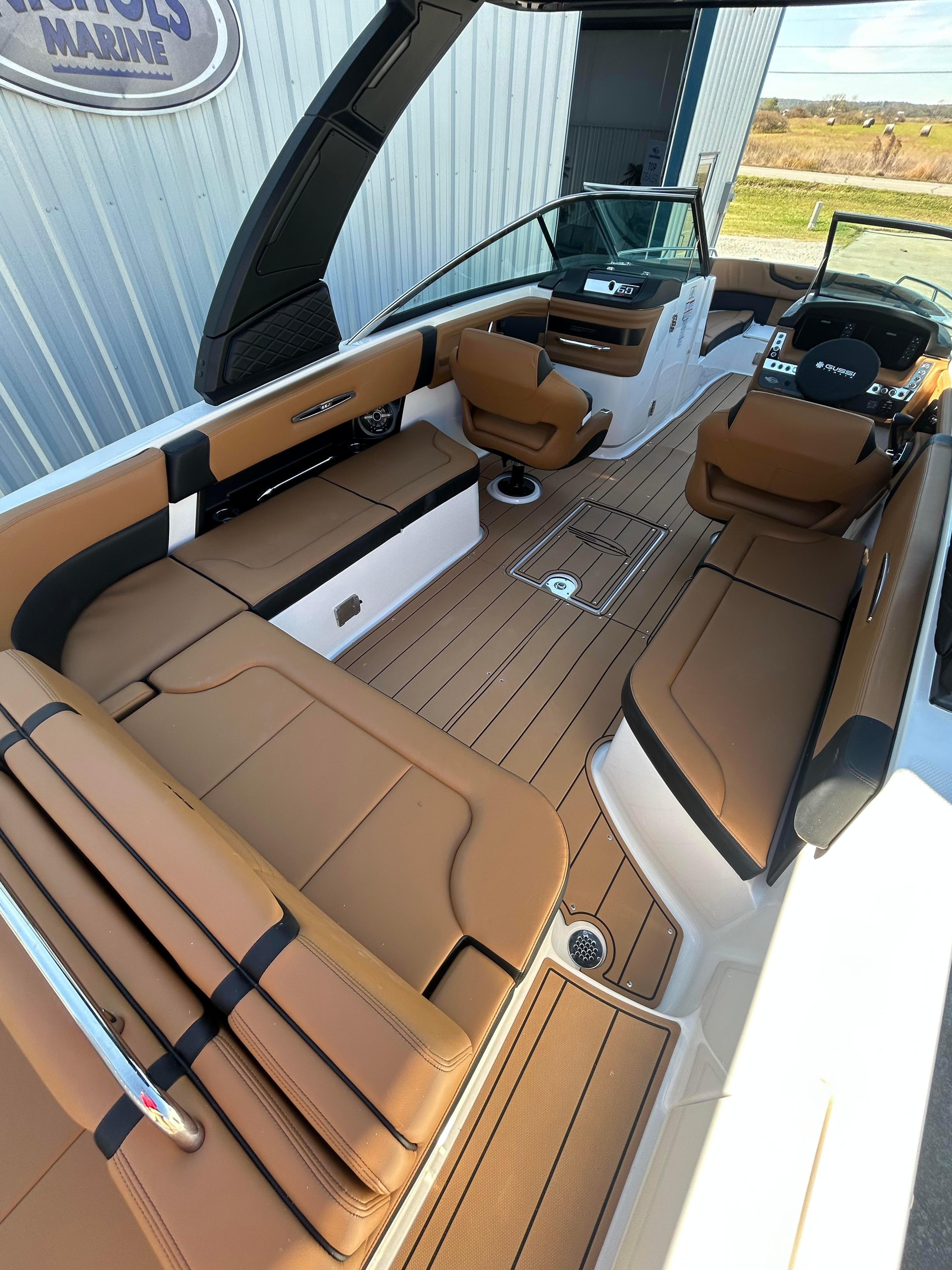 2025 Chaparral 307 SSX - 6