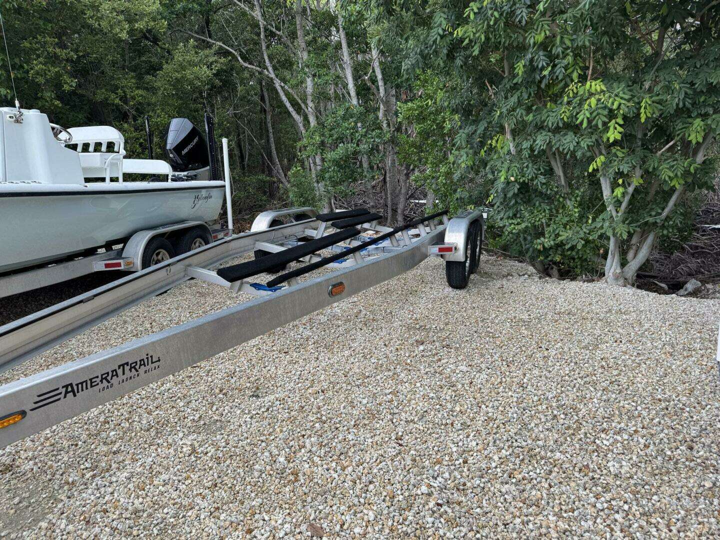 2021 Yellowfin 26 Hybrid - Image 40