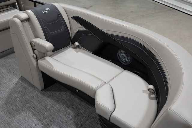2026 BARLETTA BOATS Cabrio 24UE - 5