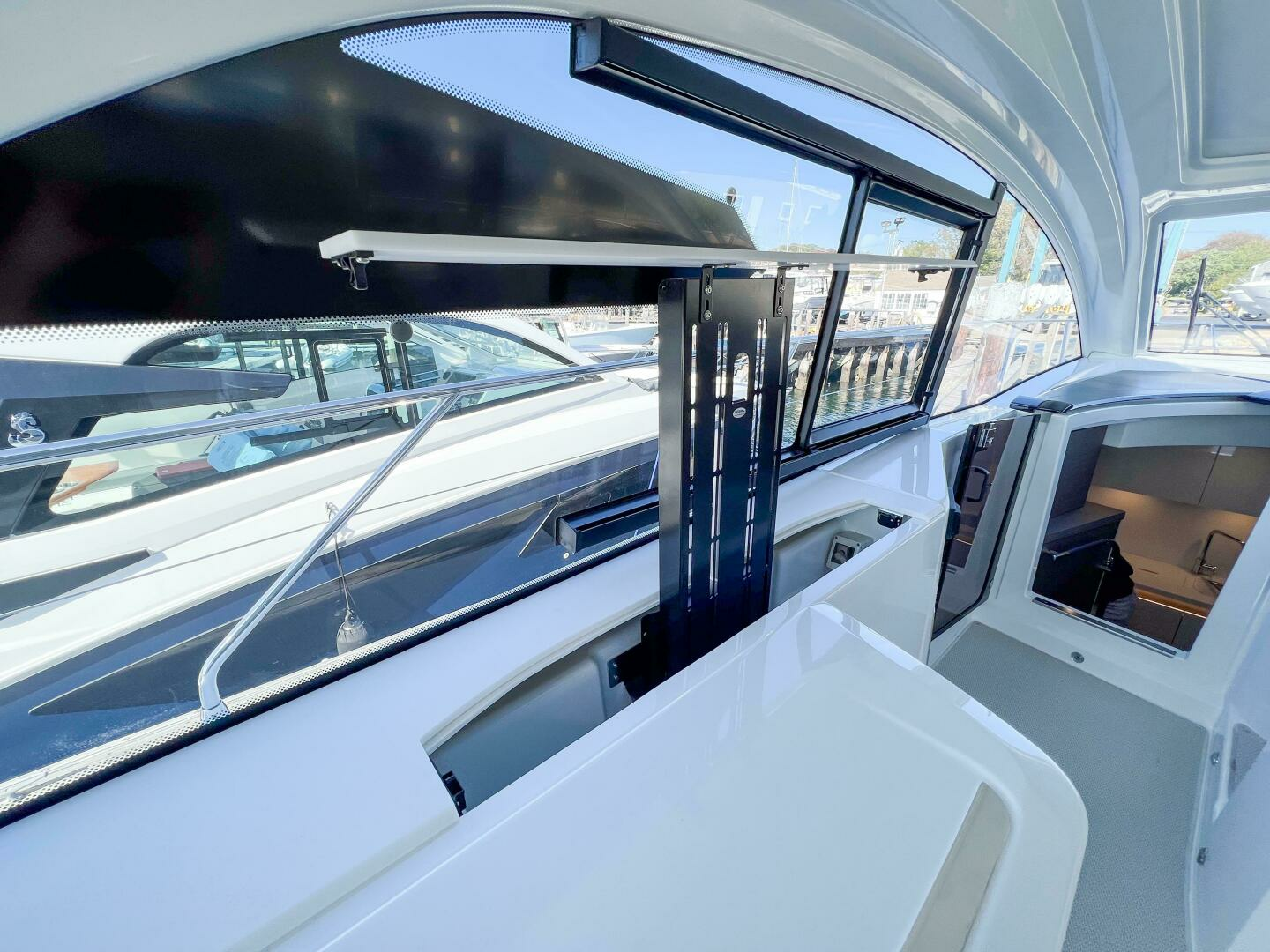 2024 Beneteau Gran Turismo 45 - Image 9