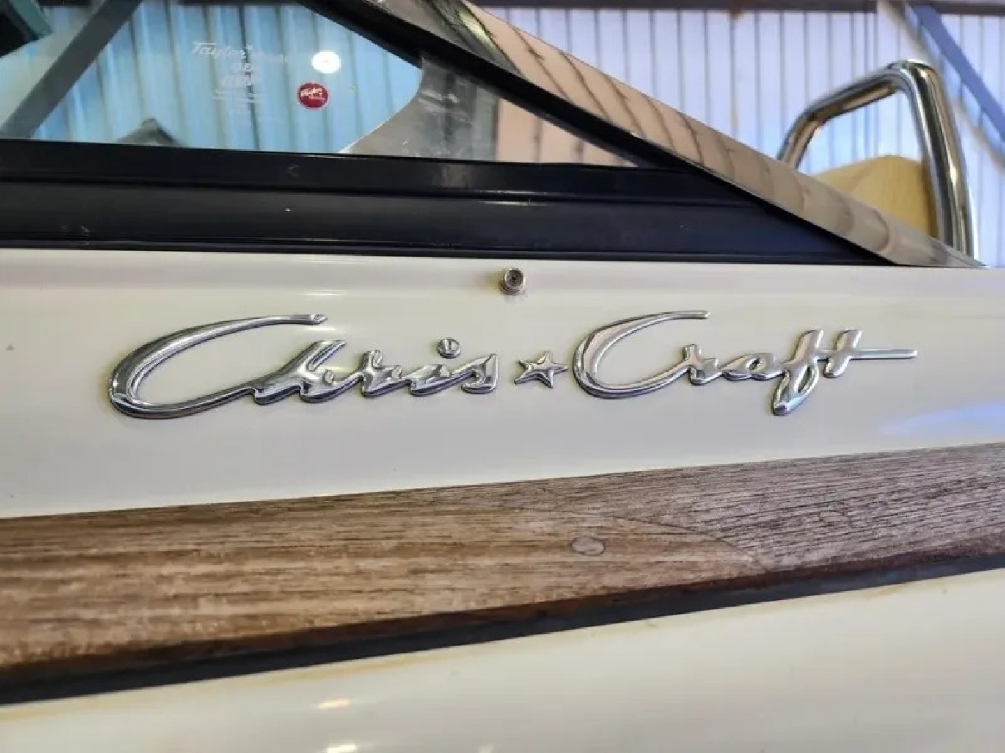 2018 Chris-Craft Launch 23 - Image 32