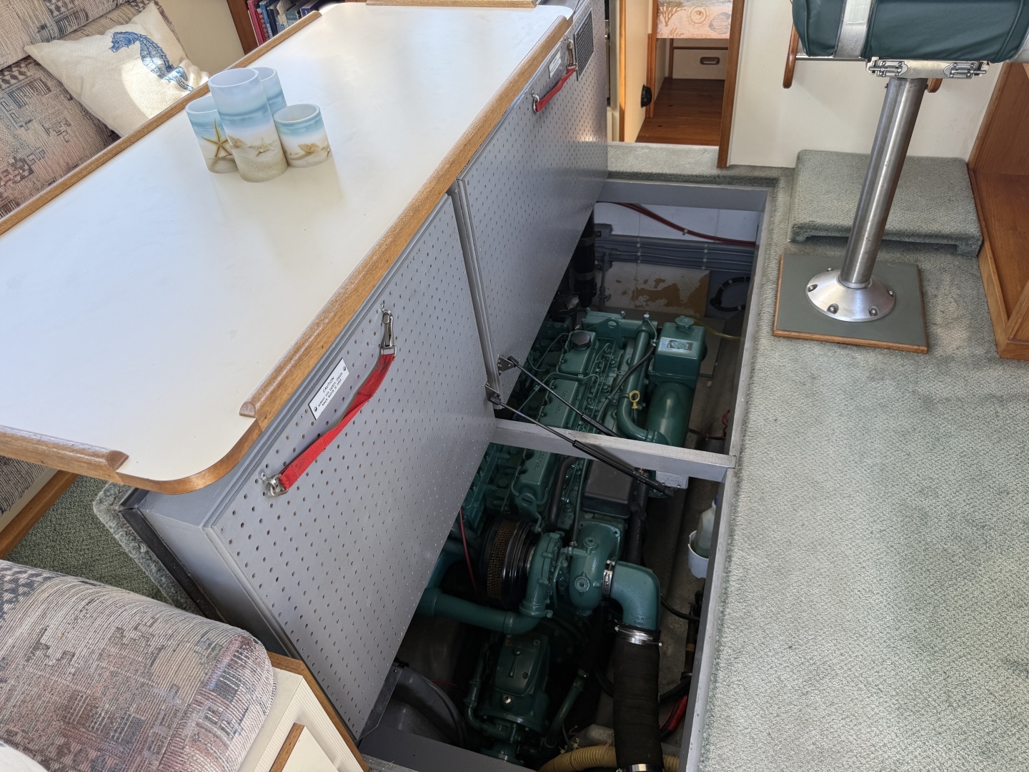 1994 Camano 31 Troll - Image 51