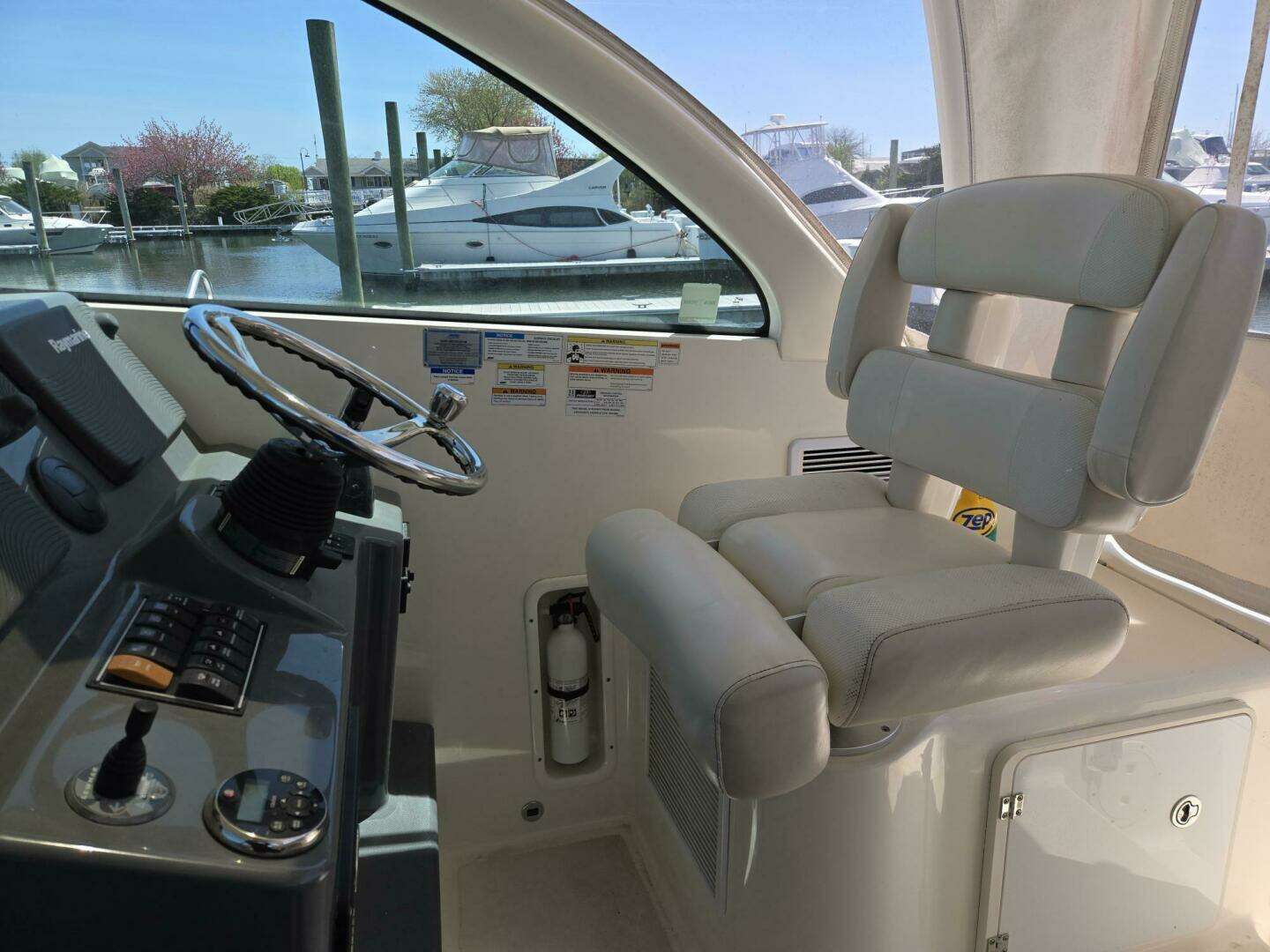 2013 Pursuit 345 Offshore - Image 40