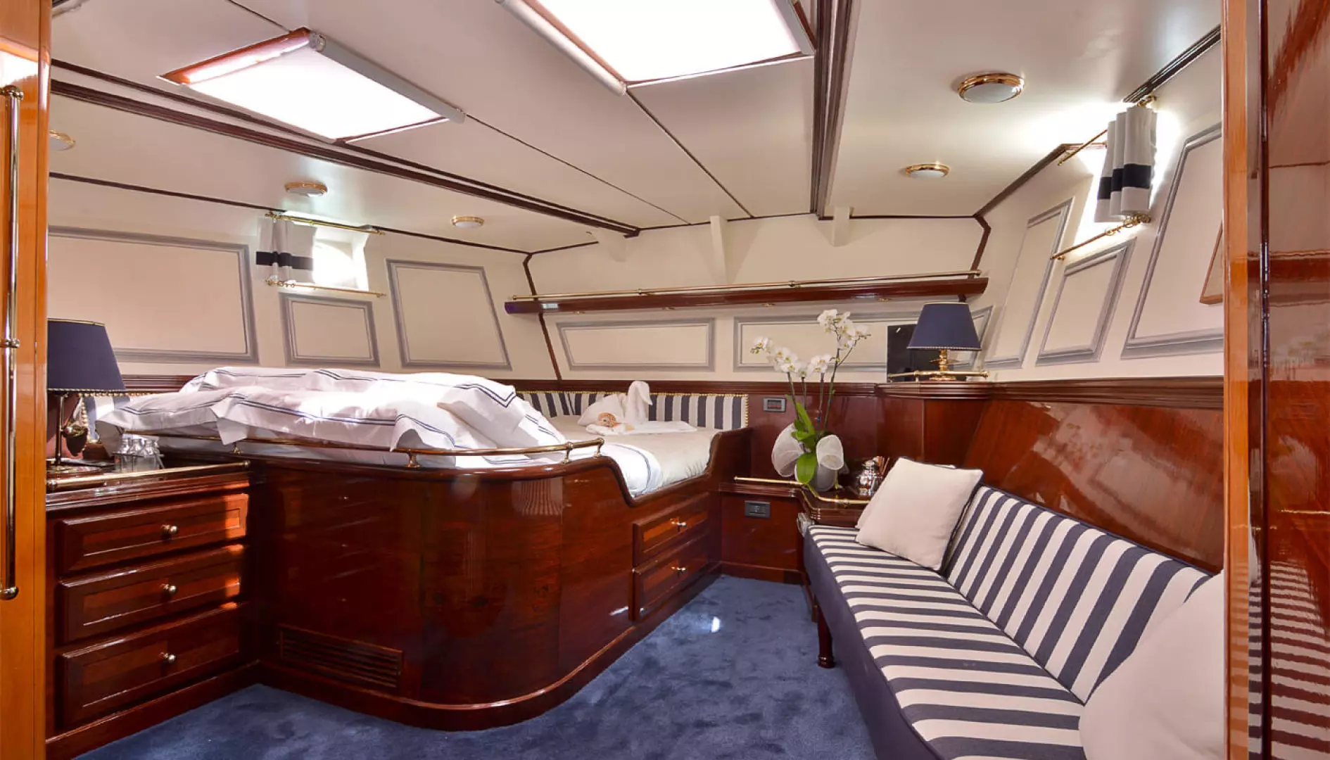 1988 Brooke Yachts — - Image 15