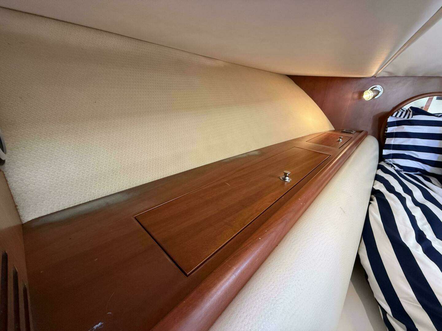 2007 Chris-Craft Roamer 40 - Image 9