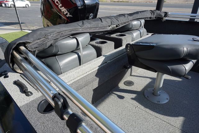 2022 Lowe Fishing Machine 1775 - 9