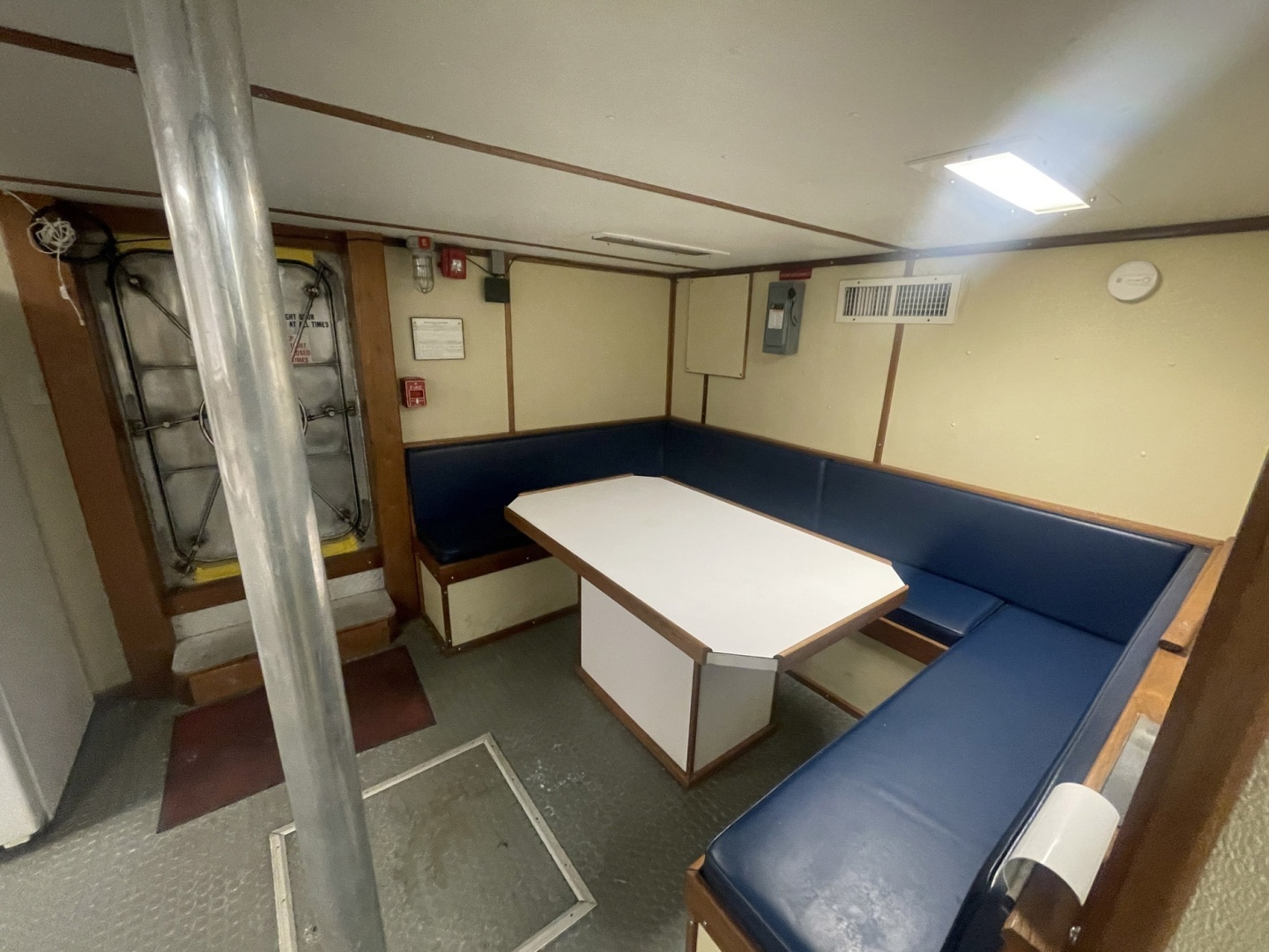 1993 Breaux Brothers Crew Boat - Image 14