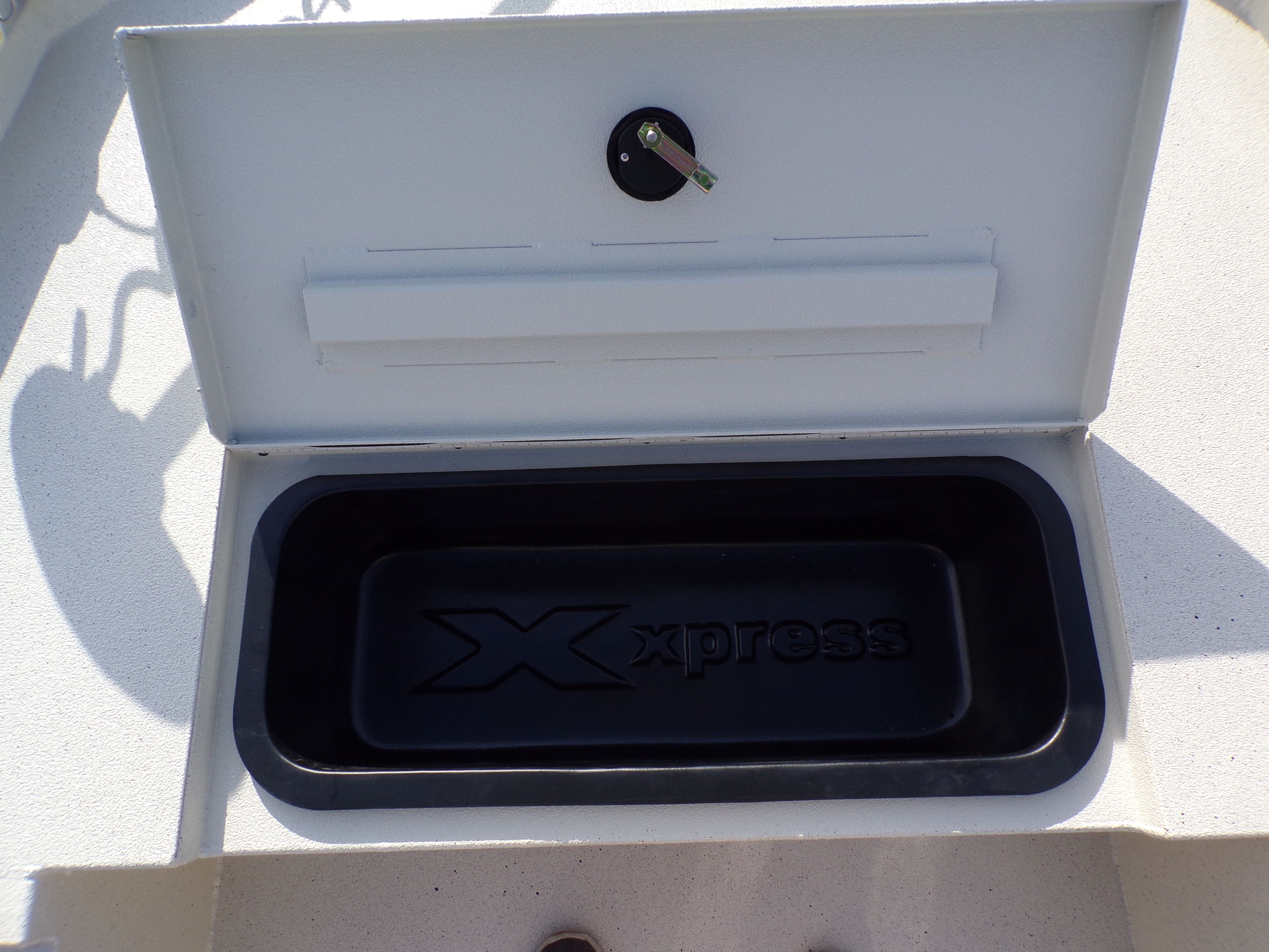 2026 Xpress H20BAY - 20