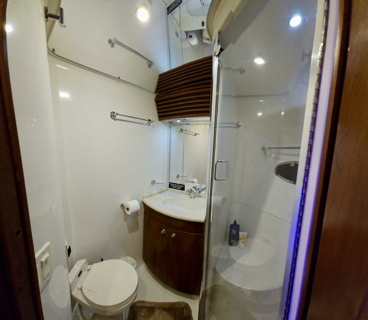 1999 Carver 450 Pilothouse - Image 45
