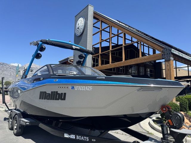 2022 Malibu Wakesetter 25 LSV - 2