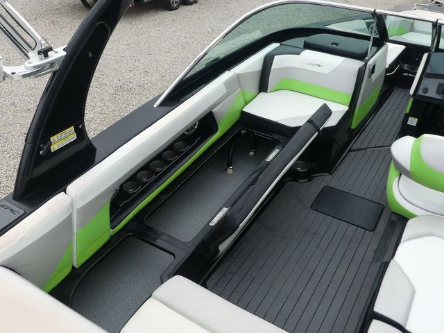2016 Epic 23V - 28