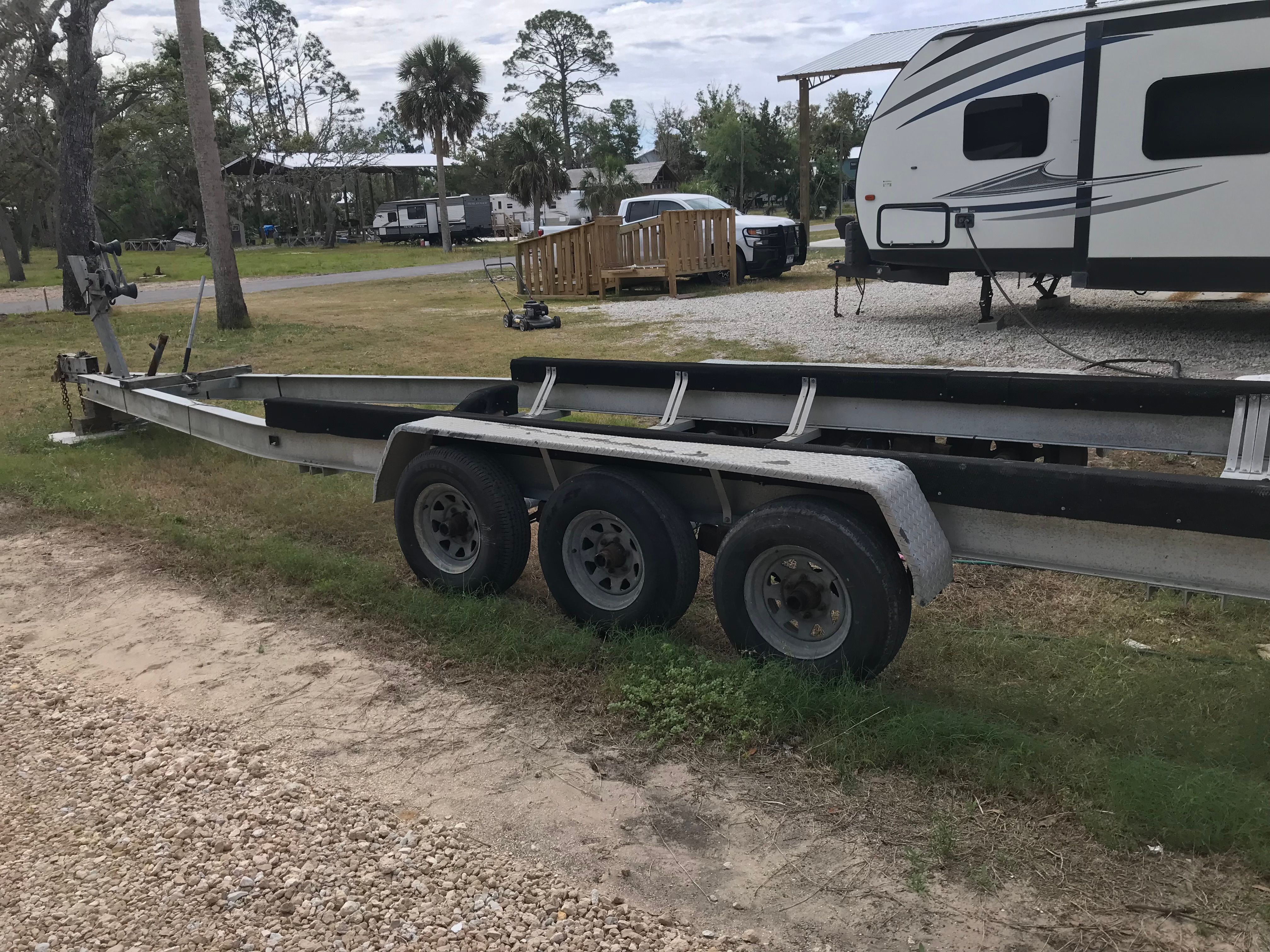 1999 Cummins Mainship - 12