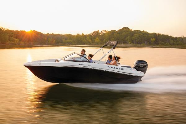 2025 Tahoe 200 S - 79