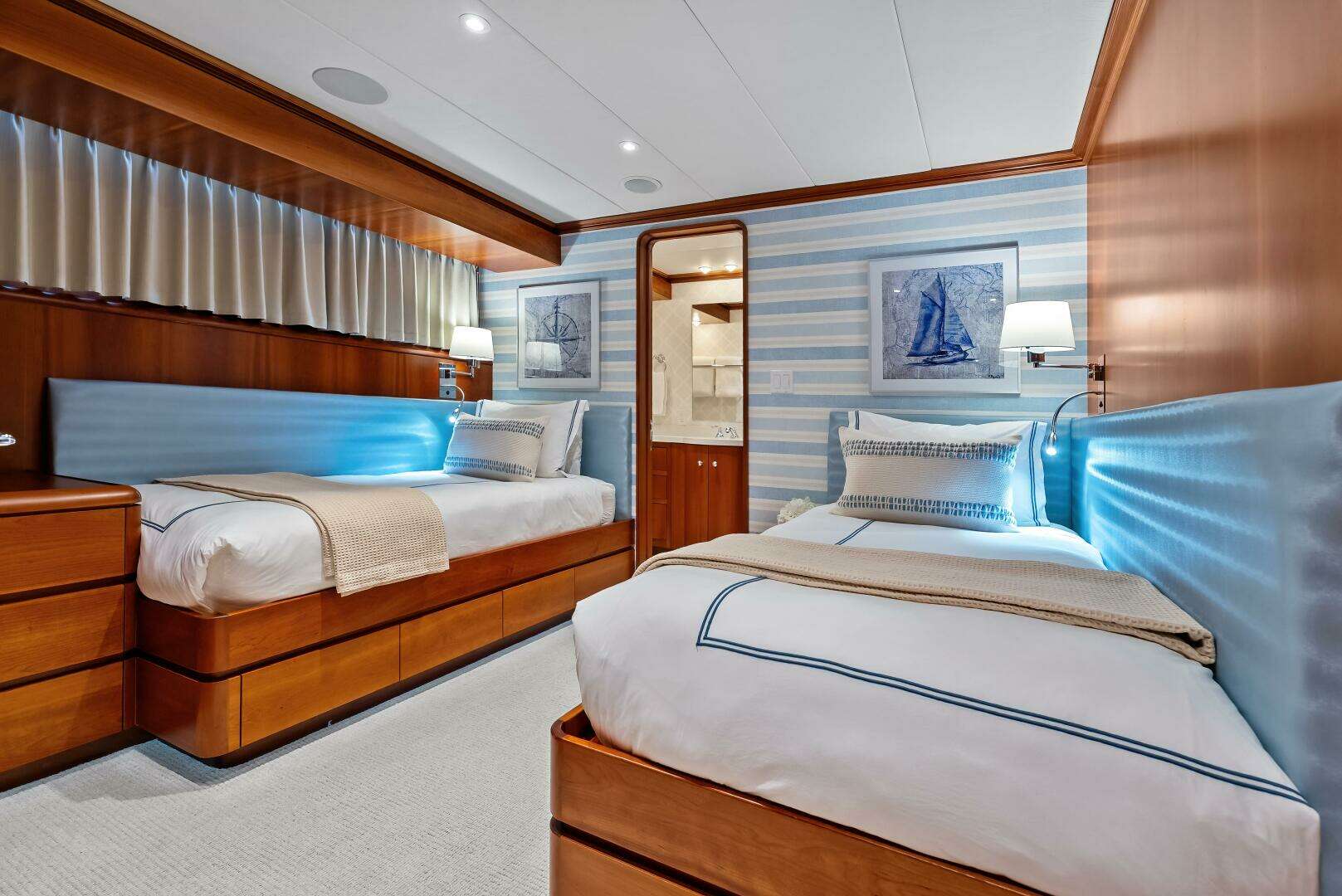 1998 Burger Raised Pilothouse - Image 28
