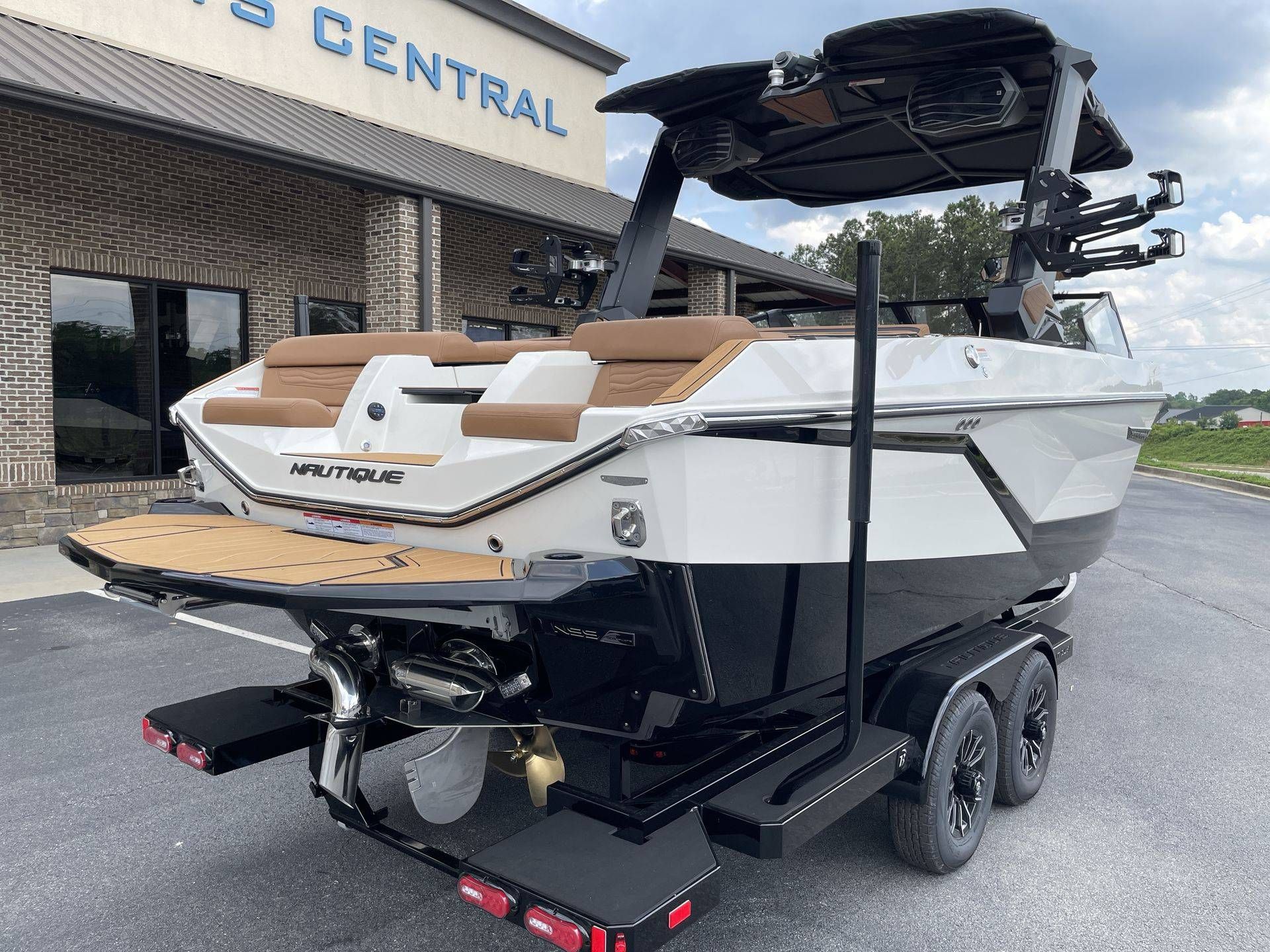 2026 Nautique G23 - 14