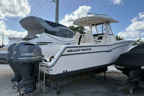 2018 Grady-White Canyon 306