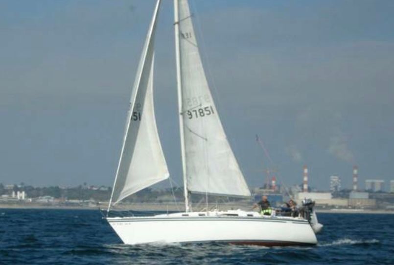 1987 Hunter 31 - 23