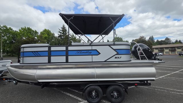 2026 Bentley Pontoons BENTLEY BOLT With 150Hp Mercury Four-Stroke Motor - 22