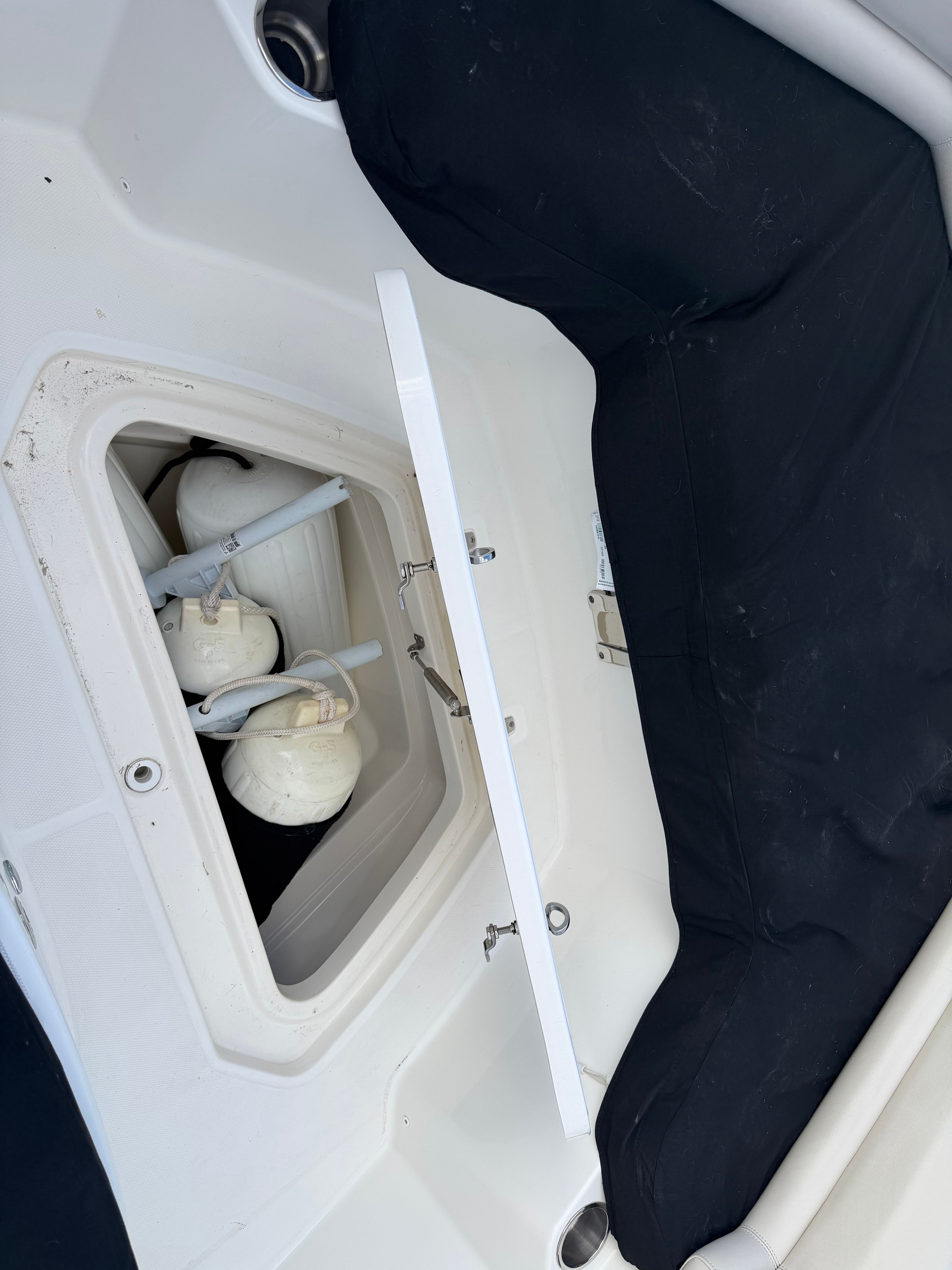2021 Boston Whaler 330 Outrage - 54