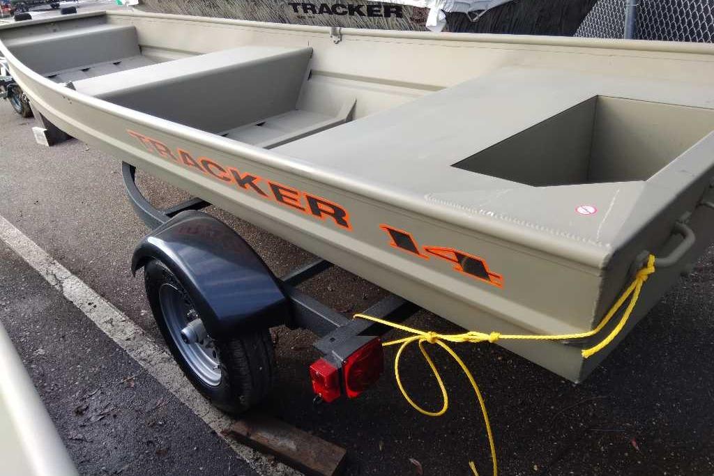 2026 Tracker Grizzly 14 Jon